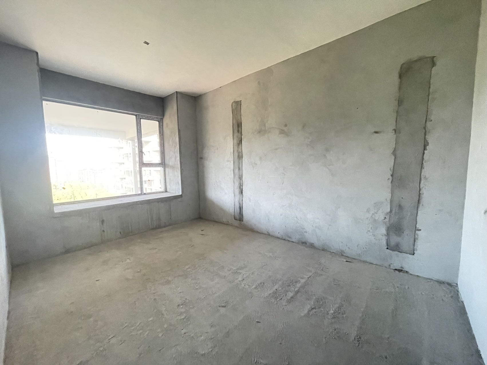 花海森林，4室2厅2卫，118㎡，售价60万 二手房