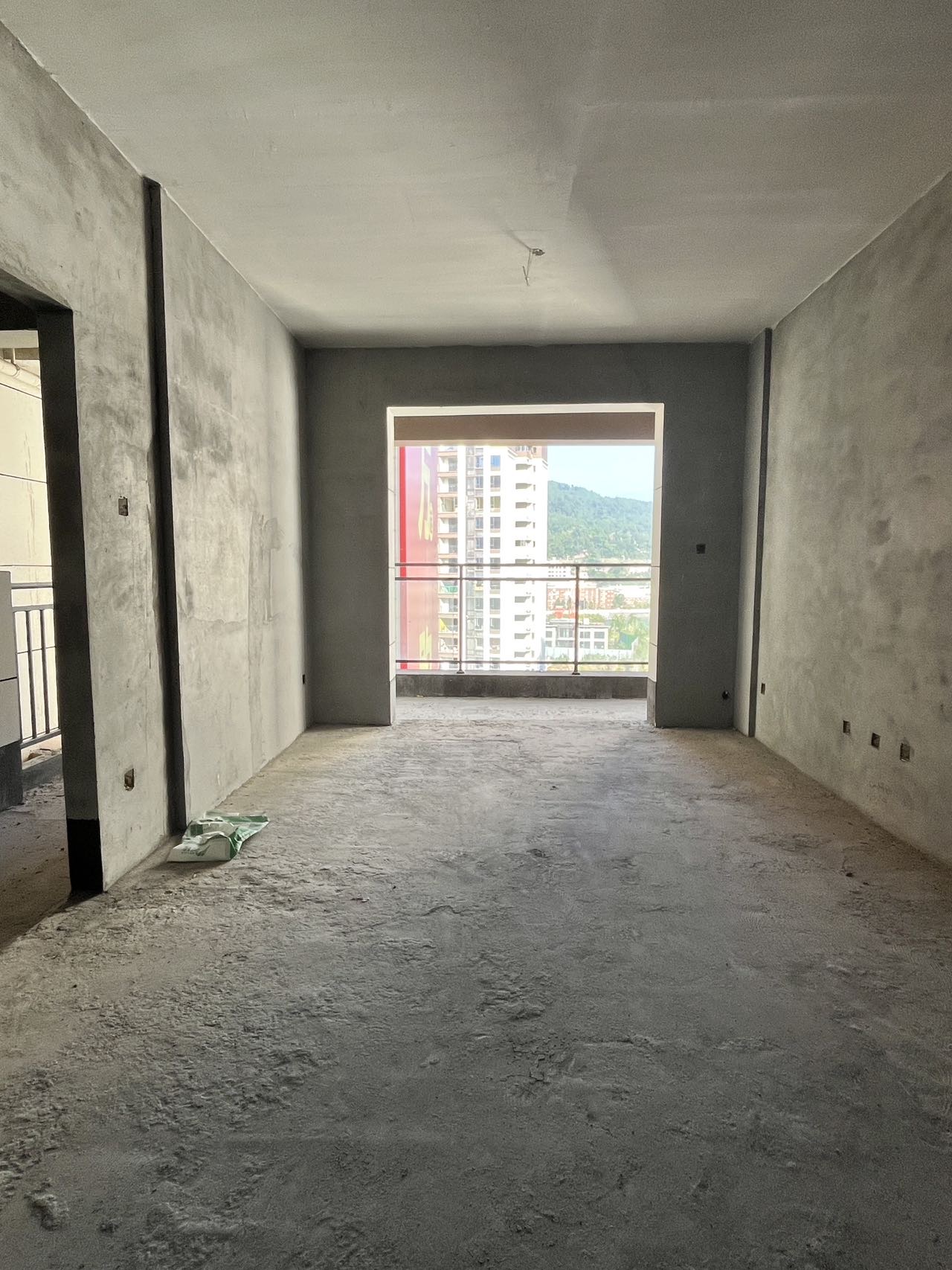 阳光东方府，3室2厅2卫，89㎡，售价38.00万 二手房