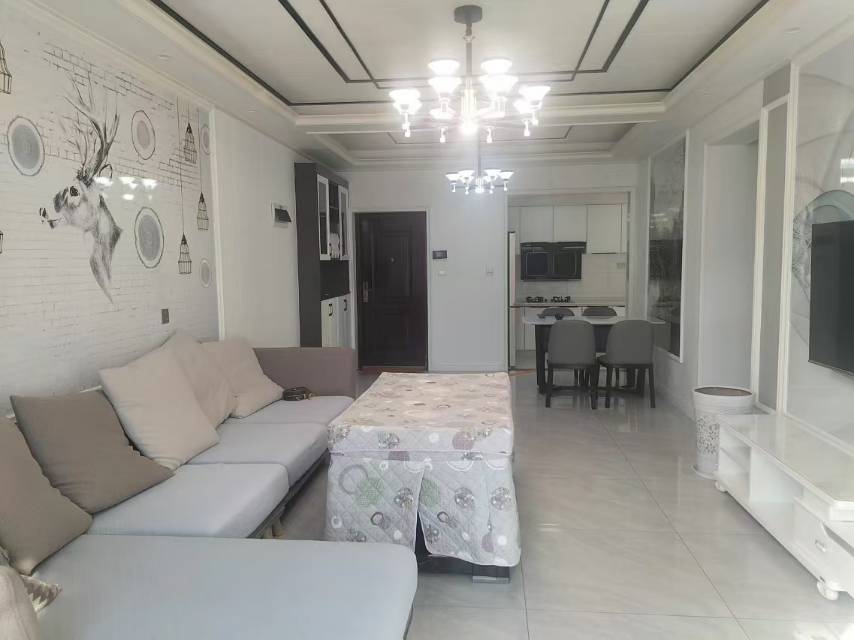 乐湾御府，3室2厅2卫，97㎡，租金16000元/年 租房