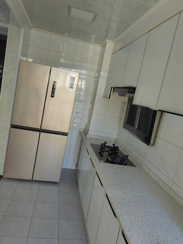 乐湾御府，3室2厅2卫，97㎡，租金16000元/年 租房