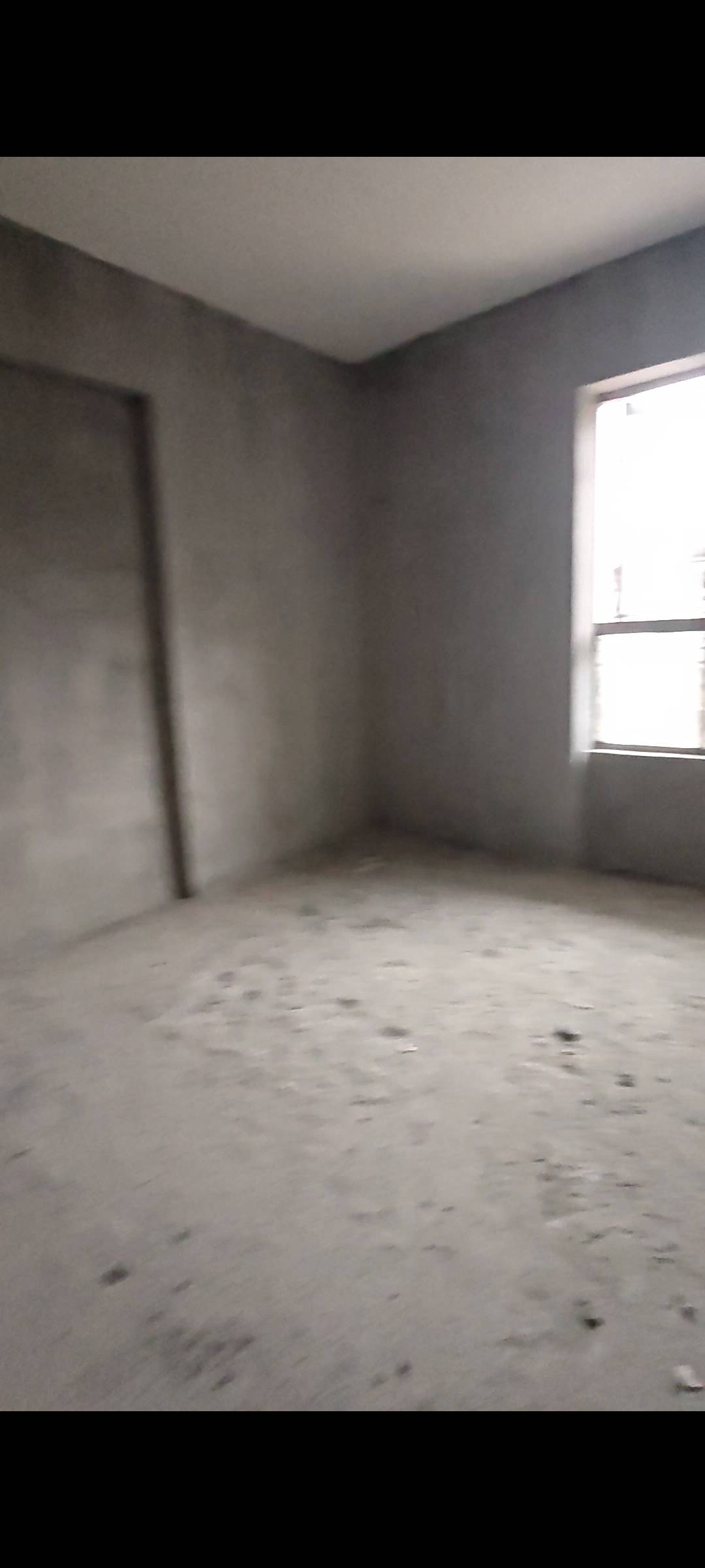 花海森林，4室2厅2卫，115㎡，毛坯，售价62万 二手房