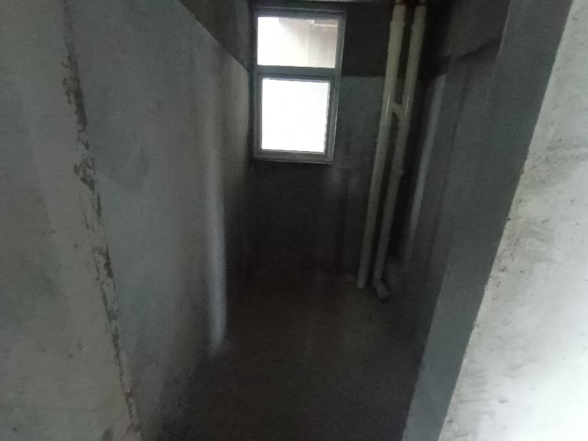 西锦苑，3室2厅2卫，102㎡，售价32万 二手房