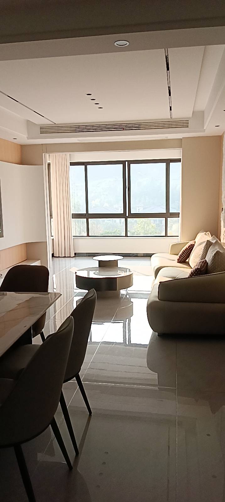 江南尚城一期，3室2厅2卫，120㎡，售价73.8万 二手房