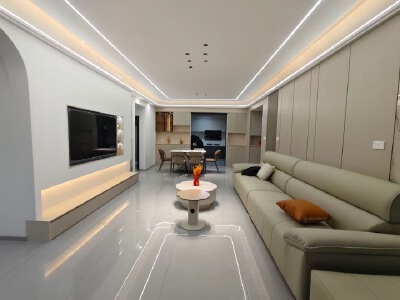 蓝湾国际D区，3室2厅2卫，116㎡，售价75.8万