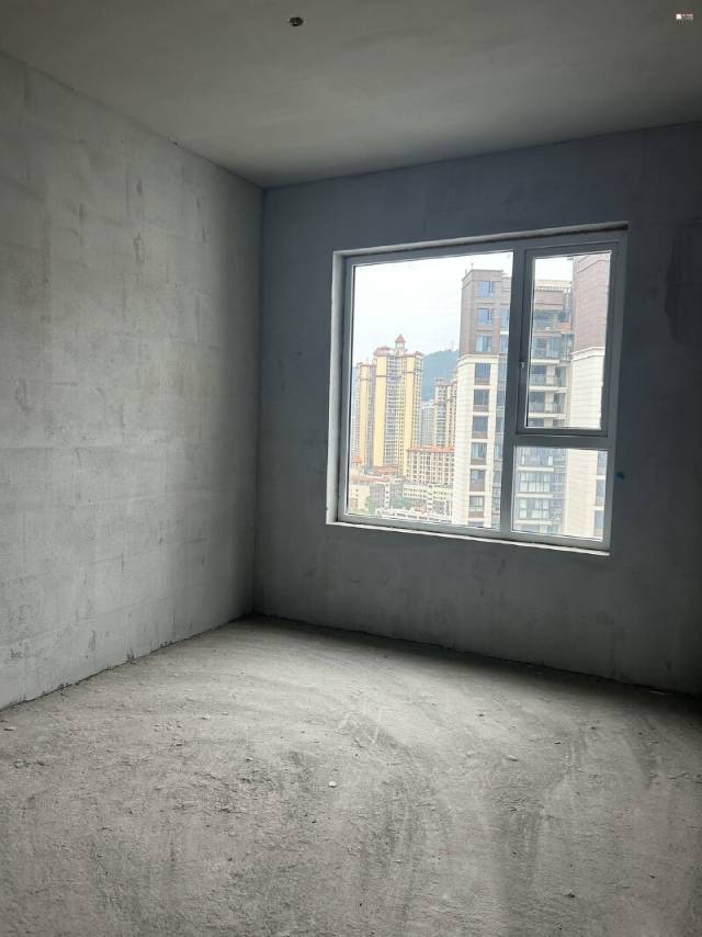 阳光东方府，3室2厅2卫，90.59㎡，售价35.00万 二手房