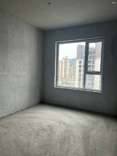 阳光东方府，3室2厅2卫，90.59㎡，售价35.00万