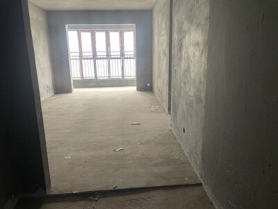 福锦苑南区，3室2厅1卫，96㎡，售价38万