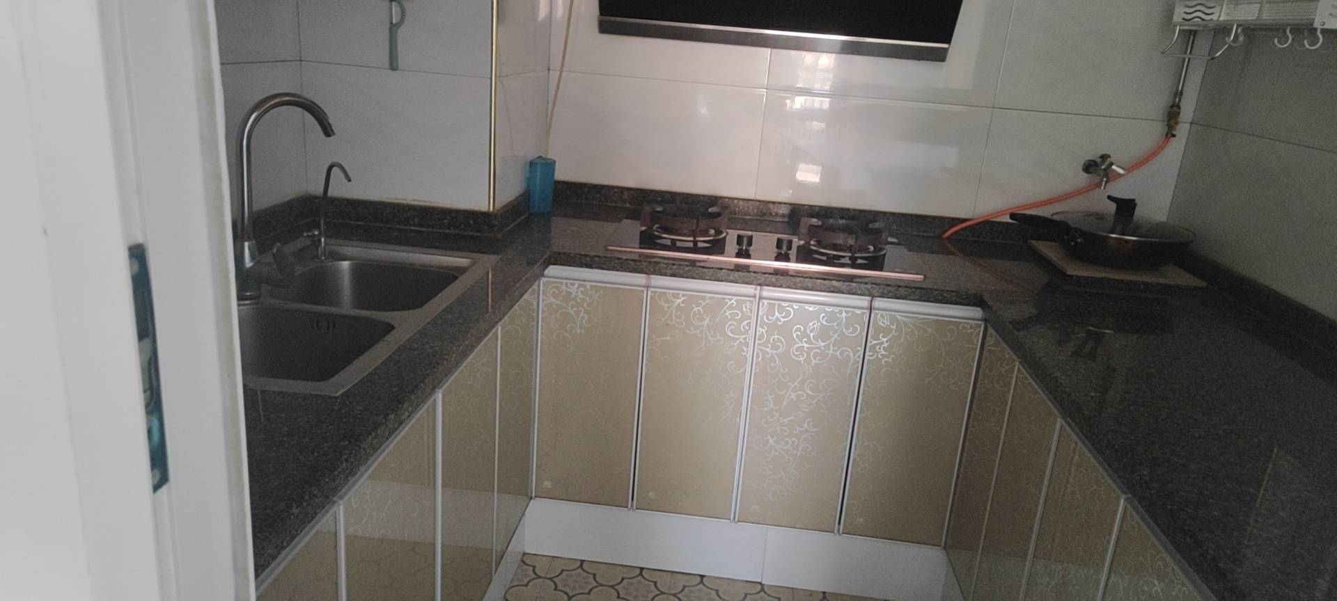 中交.王府景，3室2厅1卫，66.55㎡，售价50.8万 二手房