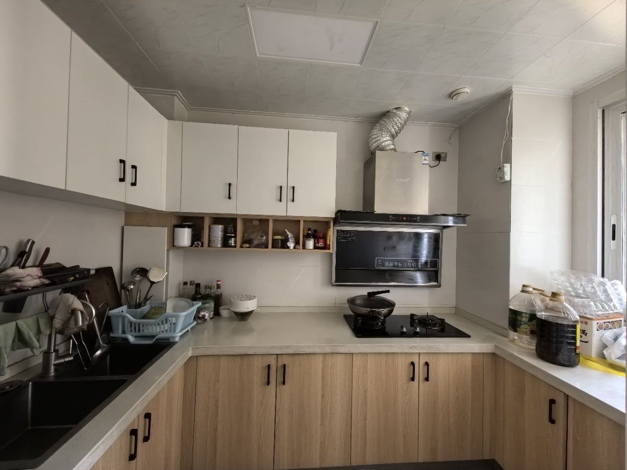 中交.王府景，3室2厅2卫，102.34㎡，售价83万 二手房