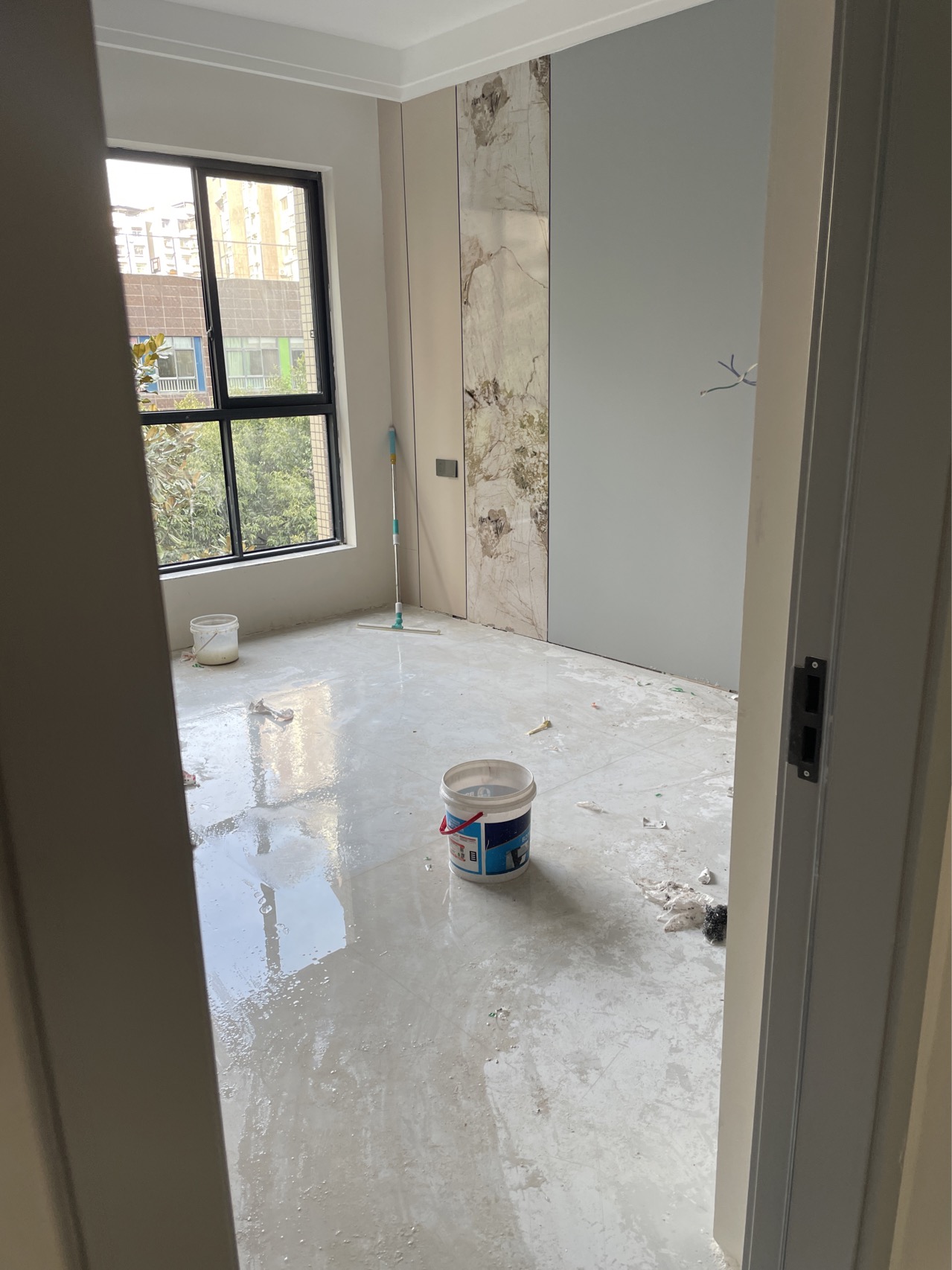 蓝湾国际D区，4室2厅3卫，116㎡，售价78.8万 二手房