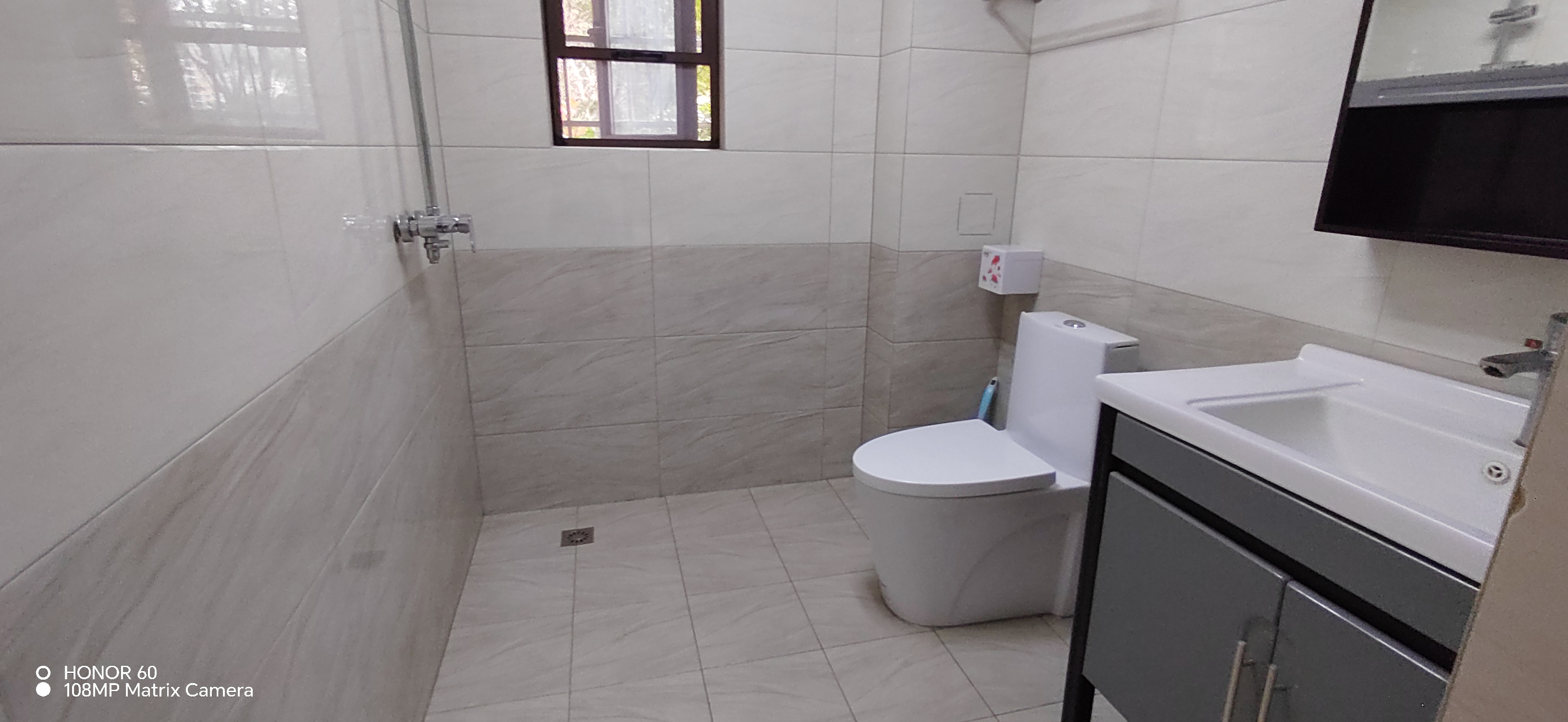 津湖壹号，3室2厅2卫，117㎡，售价76万 二手房