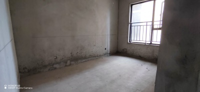 津湖壹号，3室2厅2卫，113.98㎡，售价66万