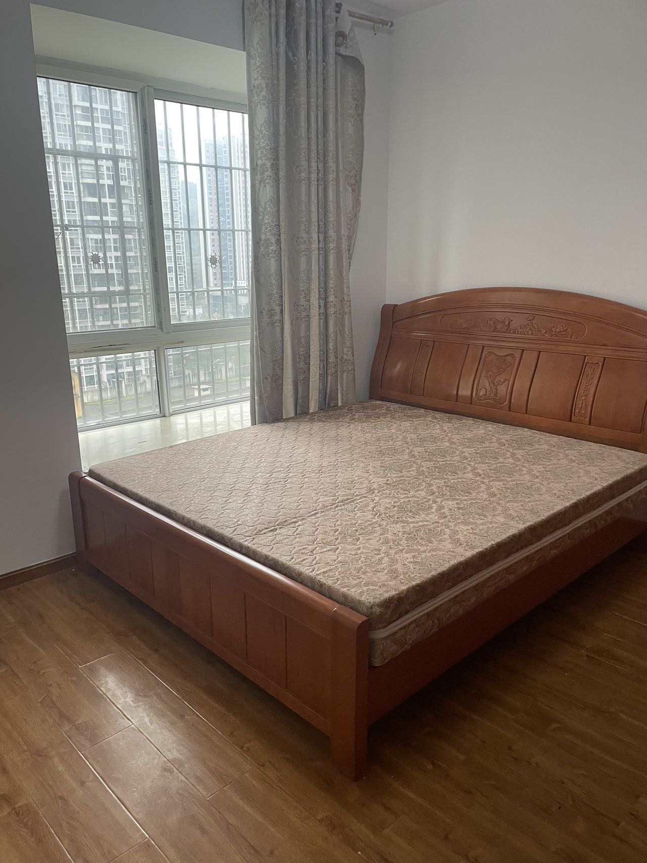 西锦苑，3室2厅1卫，95㎡，售价36万 二手房