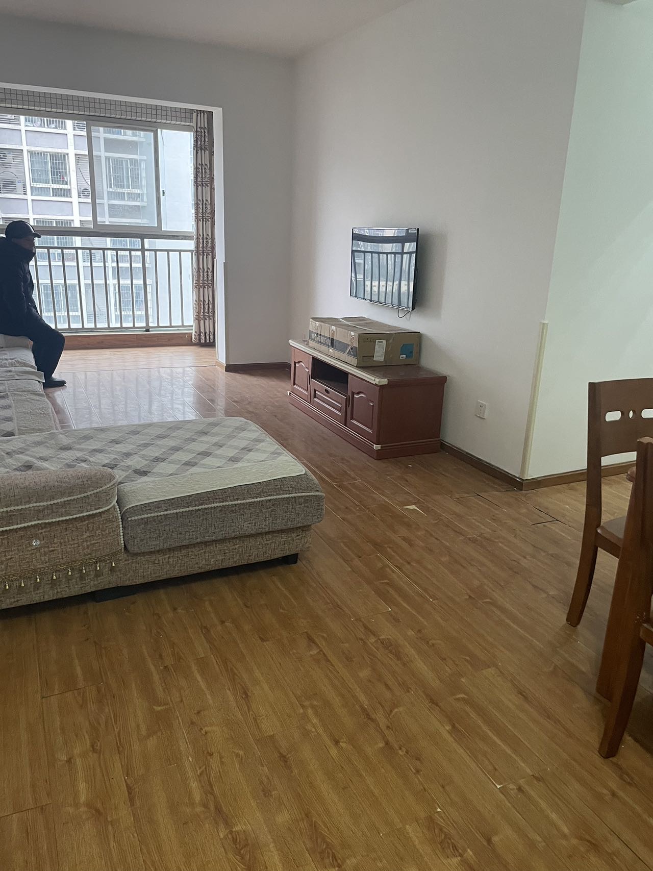 西锦苑，3室2厅1卫，95㎡，售价36万 二手房