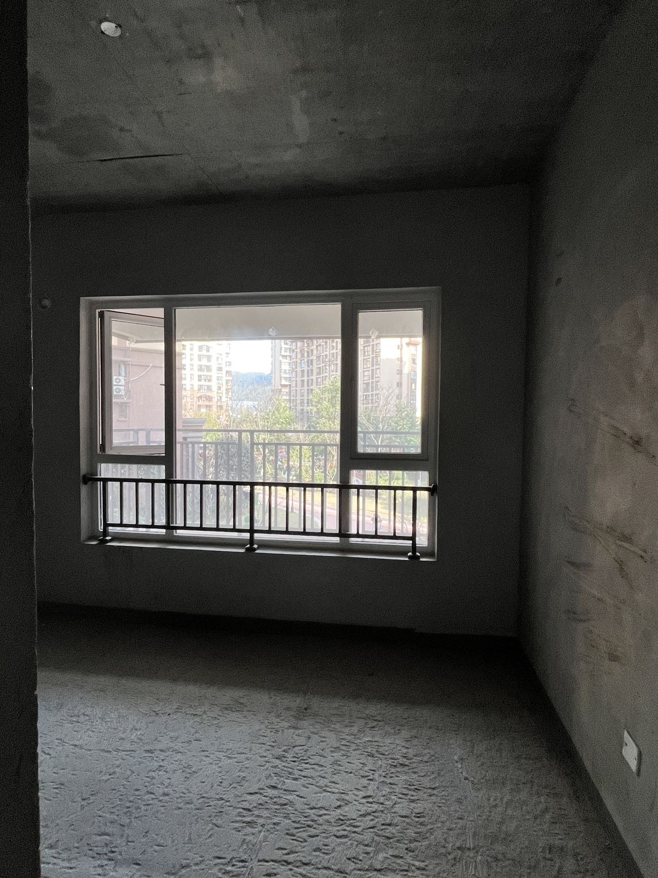 优筑 . 欧洲城，4室2厅2卫，121㎡，售价58万 二手房