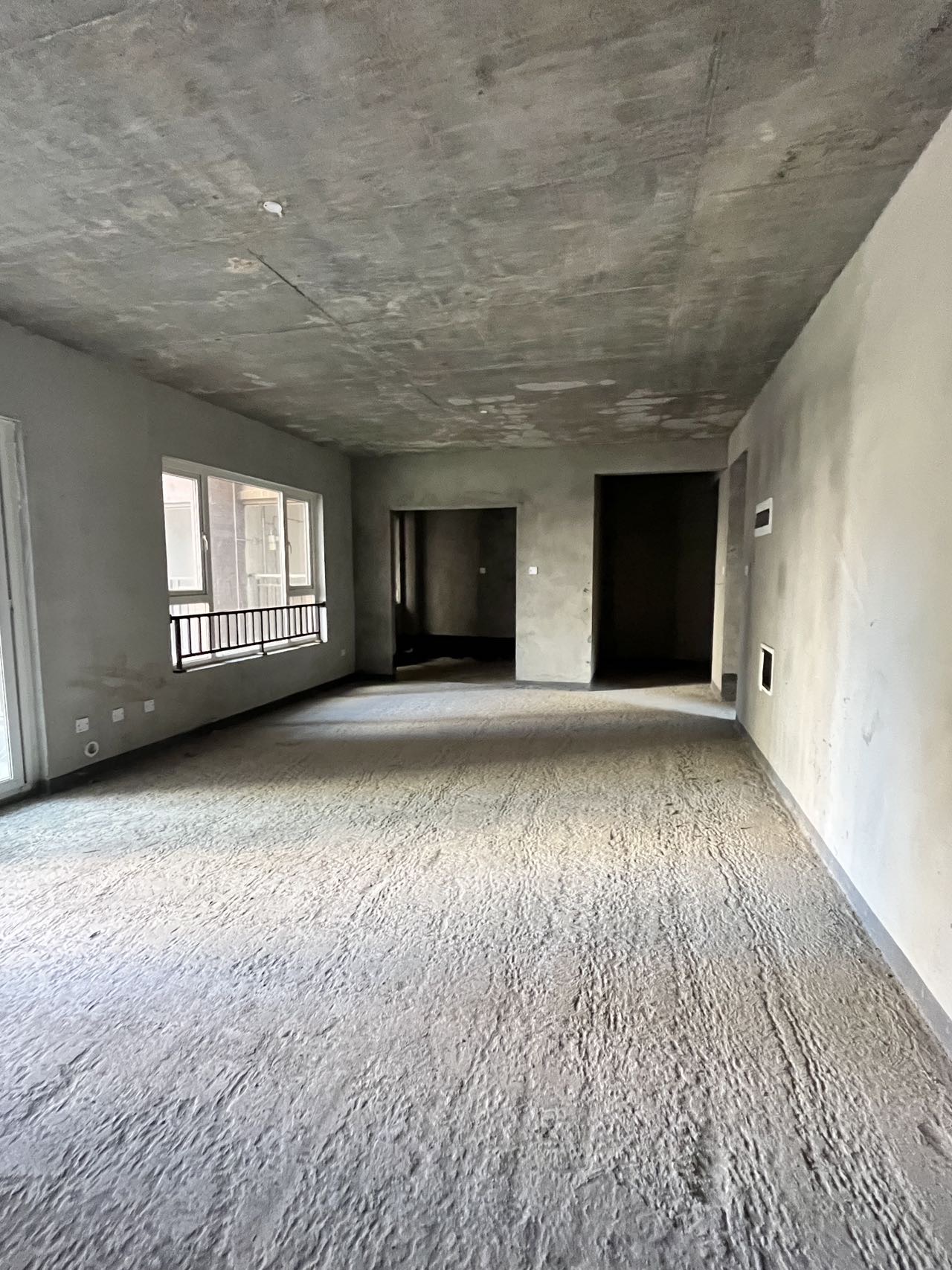 优筑 . 欧洲城，4室2厅2卫，121㎡，售价58万 二手房