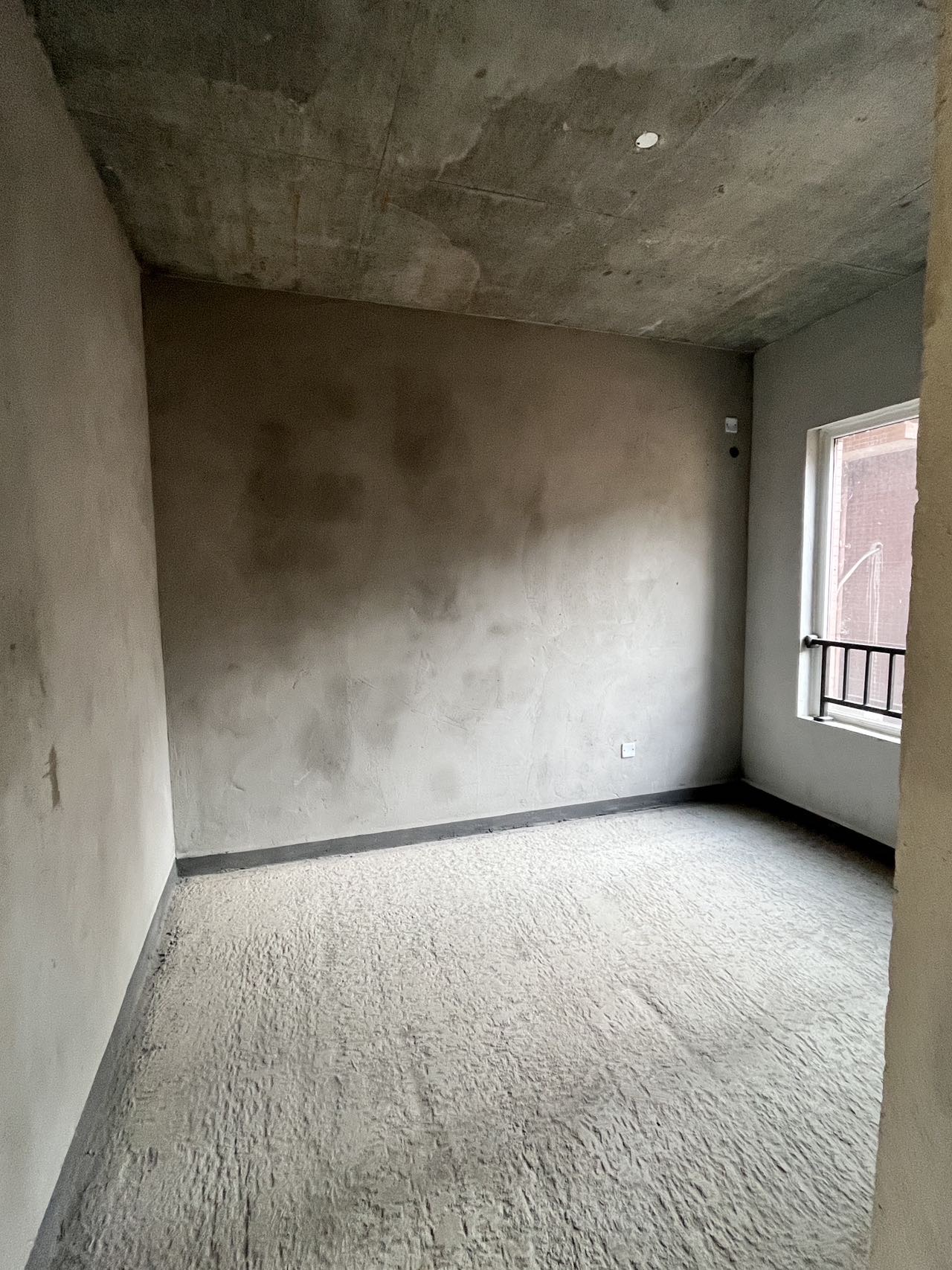 优筑 . 欧洲城，4室2厅2卫，121㎡，售价58万 二手房