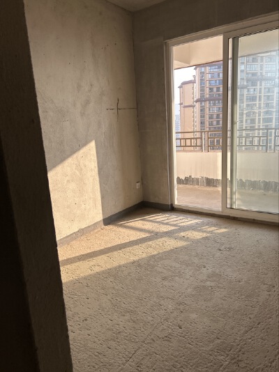 优筑 . 欧洲城，3室2厅2卫，98㎡，售价45万