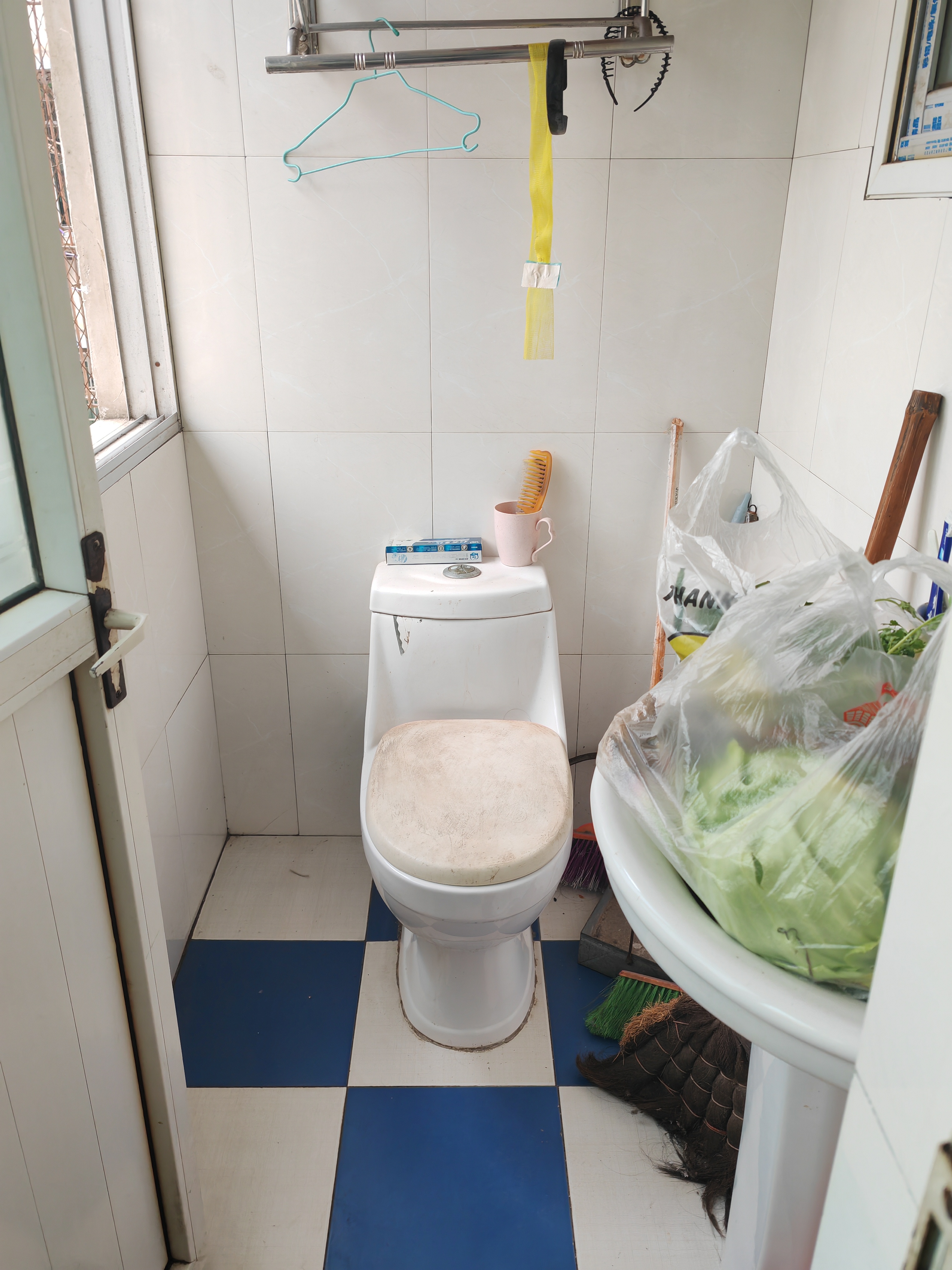 柳津桥西津苑小区，3室2厅2卫，125.00㎡，售价35.00万 二手房