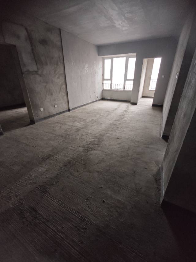 置信城B区，3室2厅2卫，90.32㎡，毛坯，售价35万 二手房