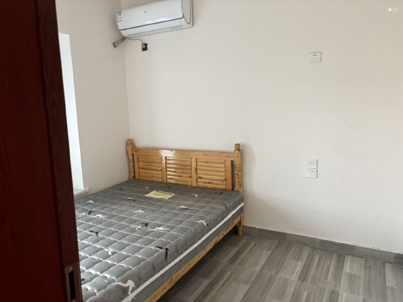 西锦苑，3室2厅2卫，94㎡，售价28万 二手房