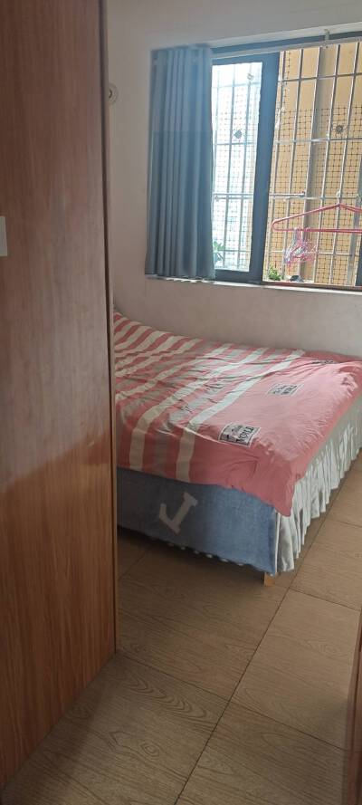 中交.王府景，4室2厅1卫，96.14.00㎡，售价70.00万