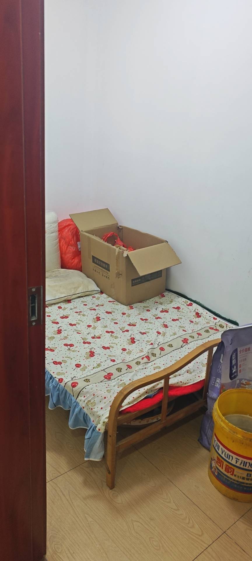 中交.王府景，4室2厅1卫，96.14.00㎡，售价70.00万 二手房