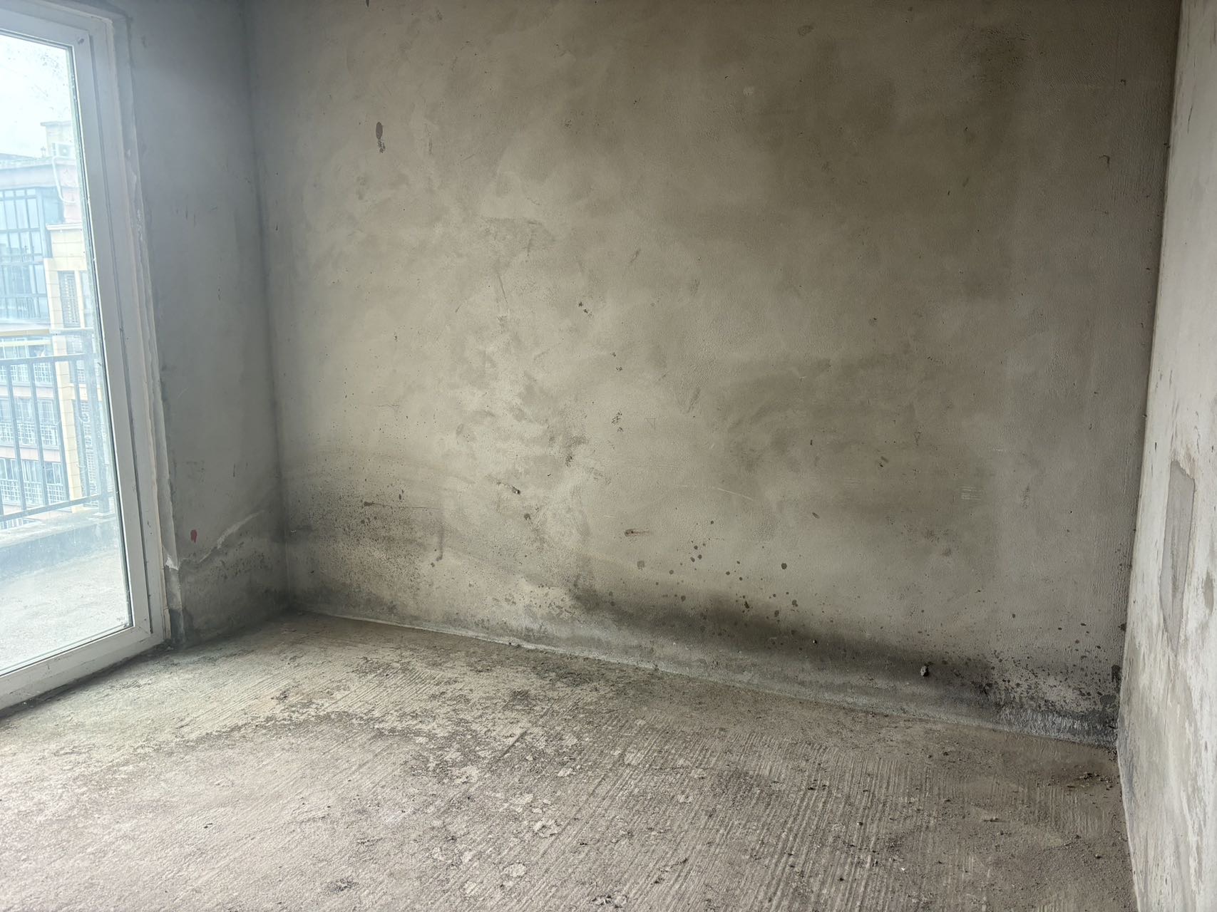 棠湖十里书香，4室2厅3卫，135㎡，毛坯，售价65万 二手房