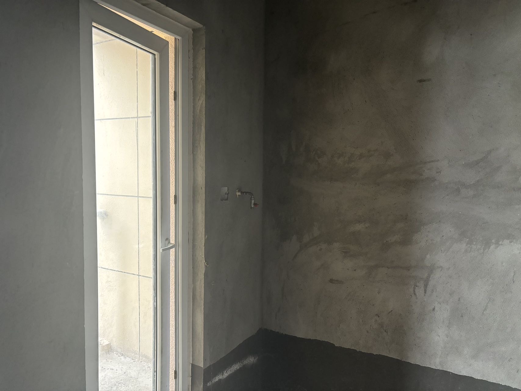 棠湖十里书香，4室2厅3卫，135㎡，毛坯，售价65万 二手房