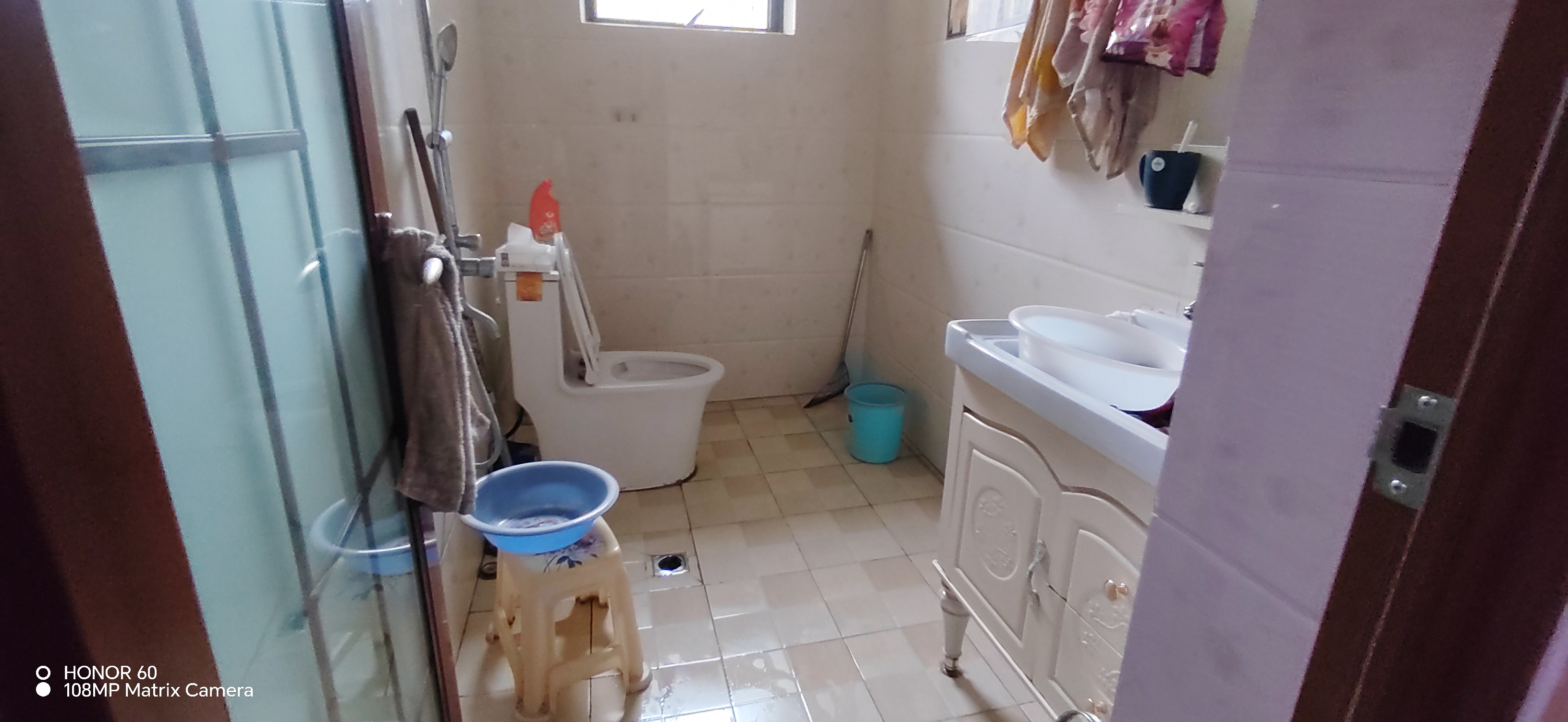 江南尚城一期，3室2厅2卫，118㎡，售价65万 二手房