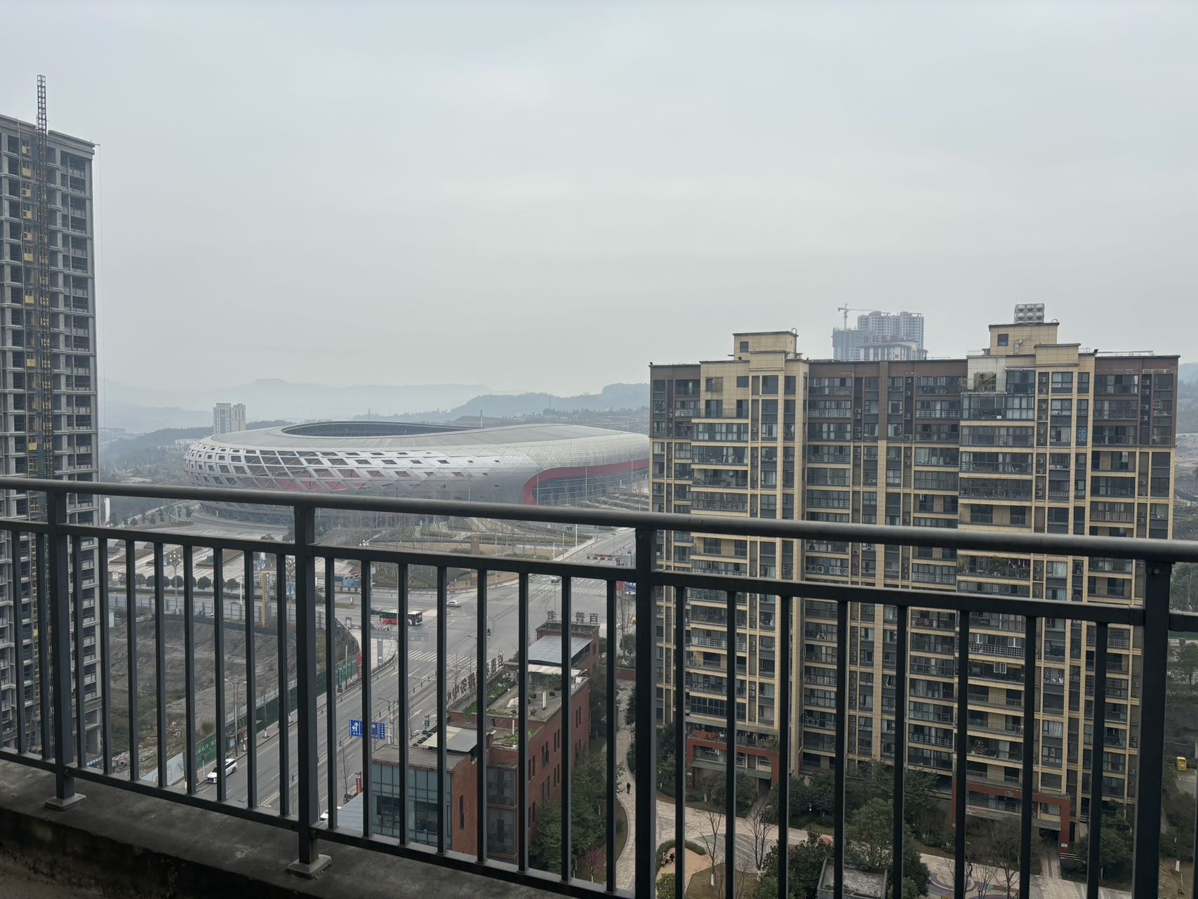 棠湖十里书香，4室2厅3卫，135㎡，毛坯，售价65万 二手房