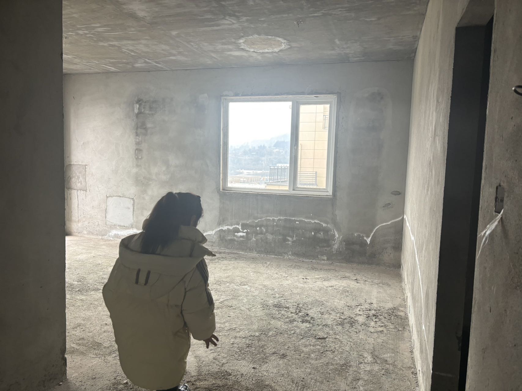 棠湖十里书香，4室2厅3卫，135㎡，毛坯，售价65万 二手房