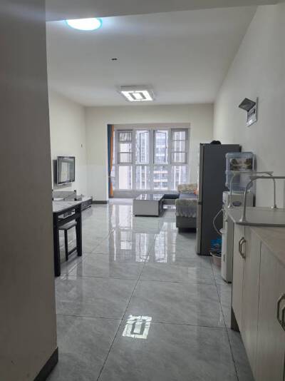 福锦苑小区，3室2厅2卫，98.00㎡，租金13000.00元/年